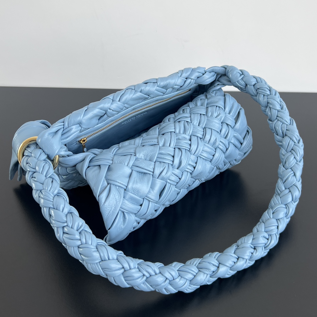 Kalimero Citta Intreccio Leather Shoulder Bag Light Blue